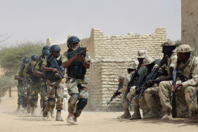 Attaque d'un camp militaire au Niger : au moins 25 soldats et 