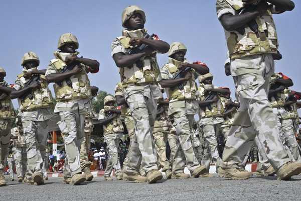 Des soldats nigériens, lors de la fête nationale, le 18 décembre 2014. (image d'illustration)