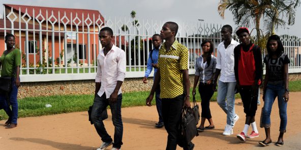 Jeunes Diplomes En Cote D Ivoire Envie De Multinationales Et D Autonomie Jeune Afrique