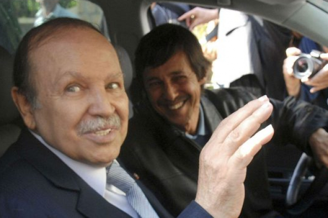 Algérie : Abdelaziz Bouteflika mis à mal par la ligne de défense de son frère Saïd