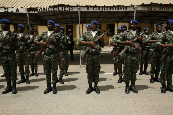 Des soldats ivoiriens à Abidjan, en mai 2014.