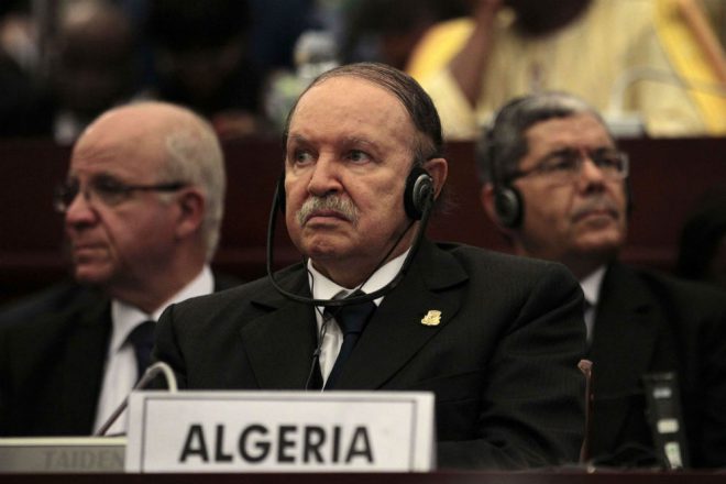 Algérie : retour sur les dernières heures d'Abdelaziz Bouteflika au pouvoir