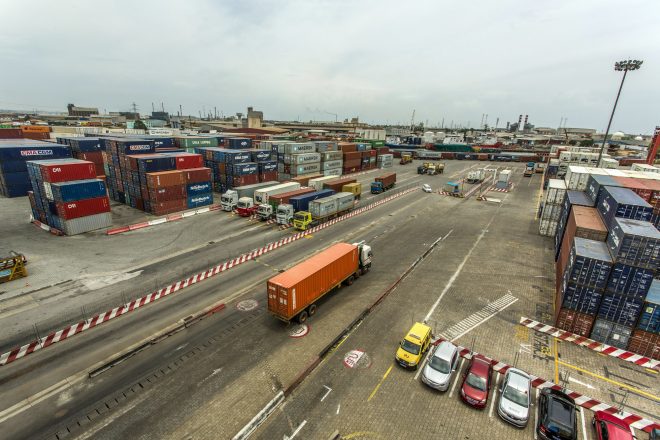 De Conakry à Abidjan, en passant par Lomé, le parcours de 18 000 tonnes de riz avarié