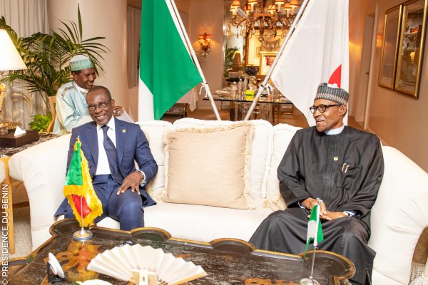 À Tokyo, en août 2019. Les présidents béninois et nigérian.