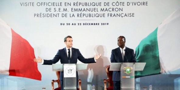 Conférence de presse des chefs d’État français et ivoirien, au palais présidentiel, à Abidjan, le 21 décembre 2019.