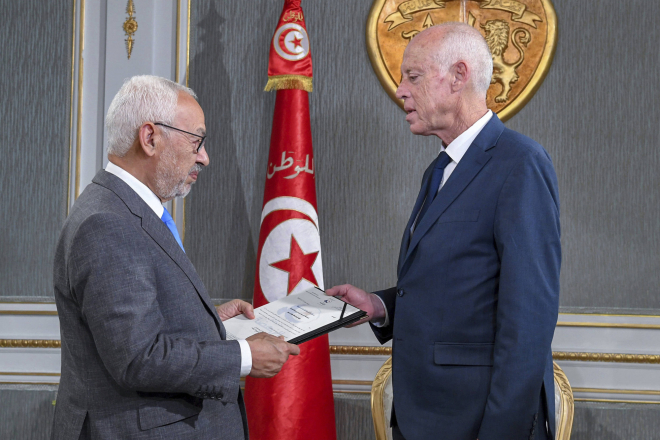 En Tunisie, une trêve fragile entre Kaïs Saïed et Rached Ghannouchi