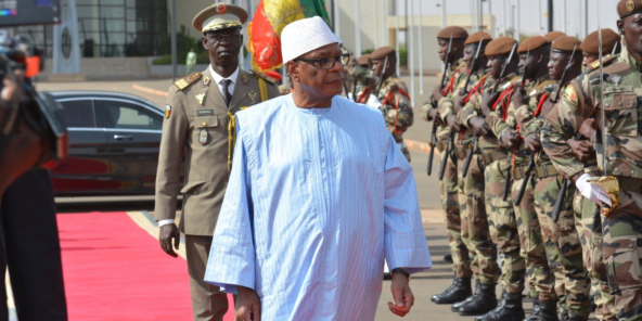 Le président malien IBK quitte Bamako pour Nouakchott, le 24 février 2020.