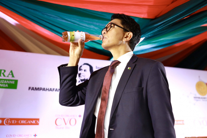 Madagascar : Andry Rajoelina lance son remède contre le coronavirus