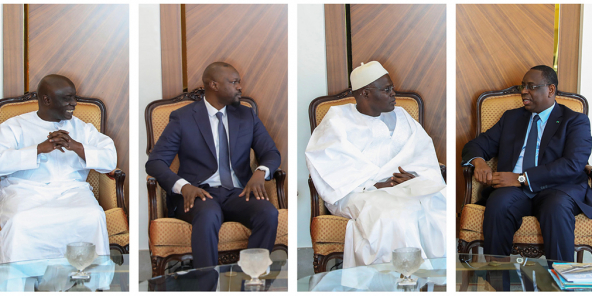 De g. à dr. : Idrissa Seck, Ousmane Sonko, Khalifa Sall et Macky Sall, au palais de la République, le 24 mars 2020.