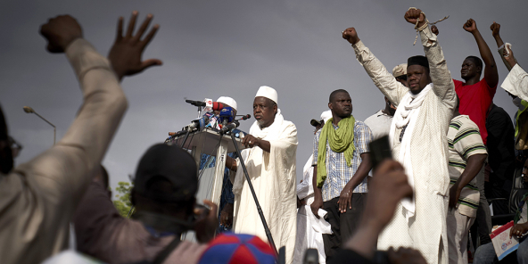 Le religieux malien Mahmoud Dicko sur la place de l’Indépendance  à Bamako, le 5 juin.