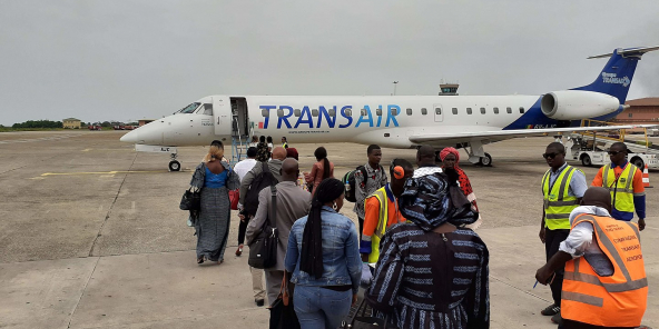 Appareil Transair sur le tarmac de Conakry, le 22 juillet 2019.