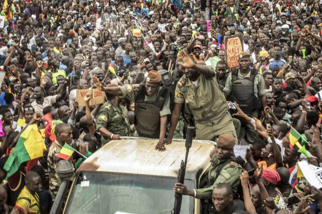 Mali : qu'attendent les partis politiques des militaires au pouvoir ?
