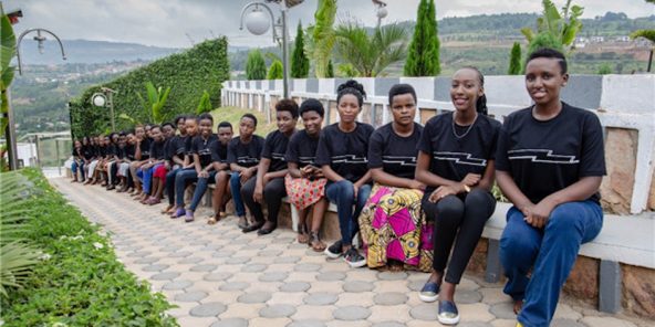 Uzuri k & y, une marque rwandaise de mode et de protection de l’environnement a remporté le top 10 du concours Africa’s Business Heroes 2020 (Photo : people.cn)