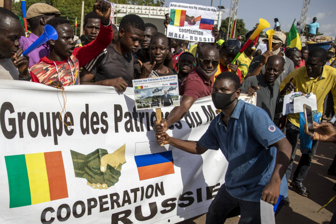 France-Russie : le Mali et la Centrafrique au coeur d'une guerre d'influence sur Facebook