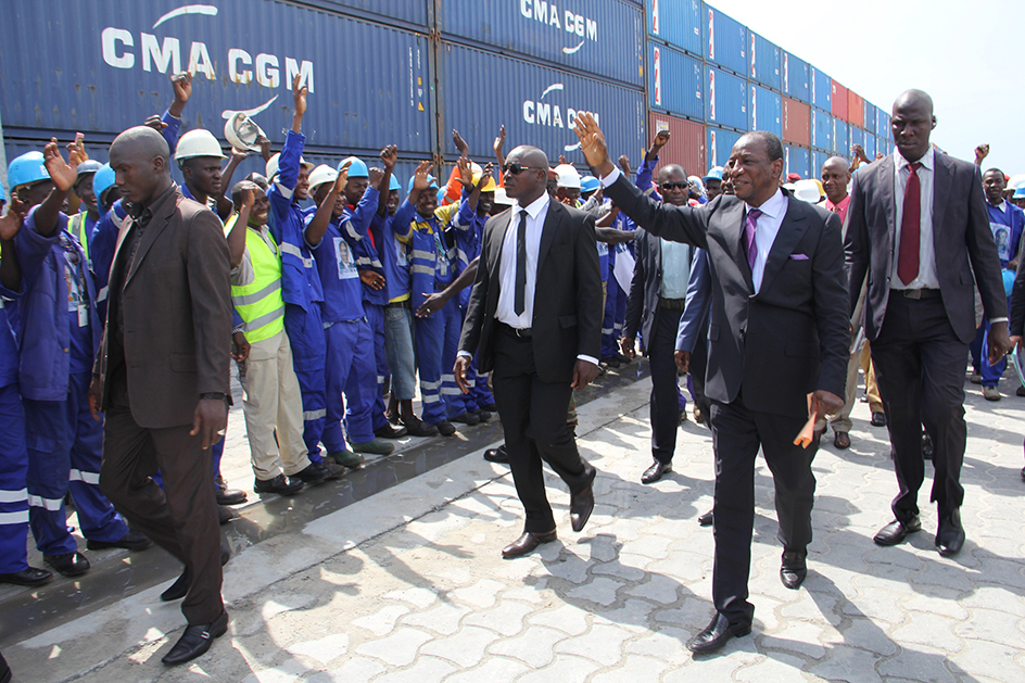 Le Président Alpha Condé en visite au Port de Conakry