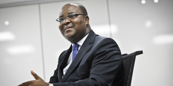 Félix Edoh Kossi Amenounvé (Togo), directeur général de la Bourse régionale des valeurs mobilières (BRVM) d’Abidjan, à Paris, le 30 septembre 2013.