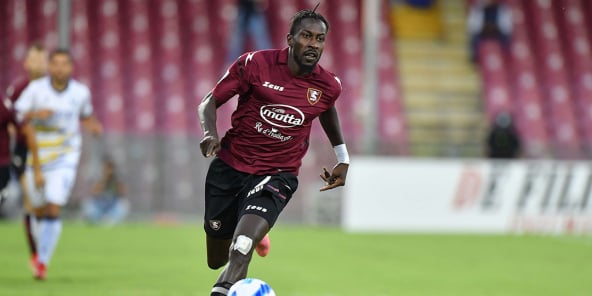 Mamato Coulibaly – Il meraviglioso destino del Senegal di diventare un calciatore senzatetto in Italia – Jean Africa